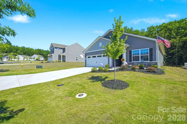 124 N Sina Street, Troutman, NC 28166
