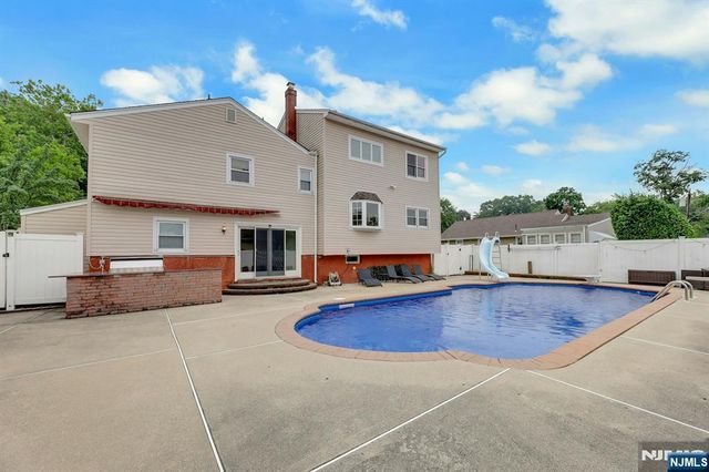 379 Leonard Drive, New Milford, NJ 07646