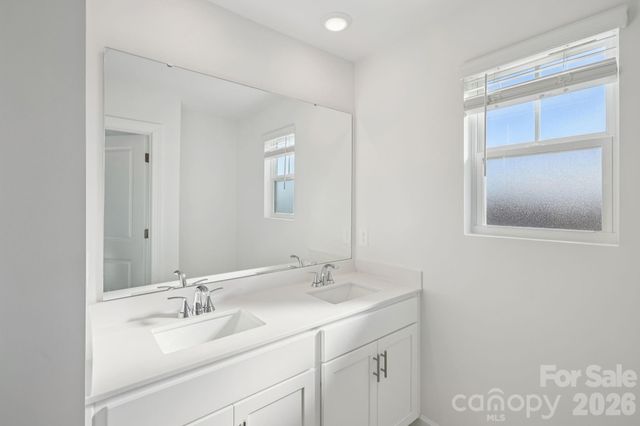 2088 Sunflower Circle, Newton, NC 28658