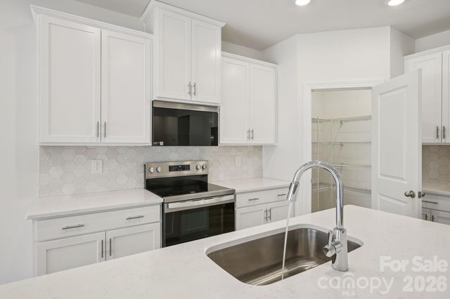 2088 Sunflower Circle, Newton, NC 28658