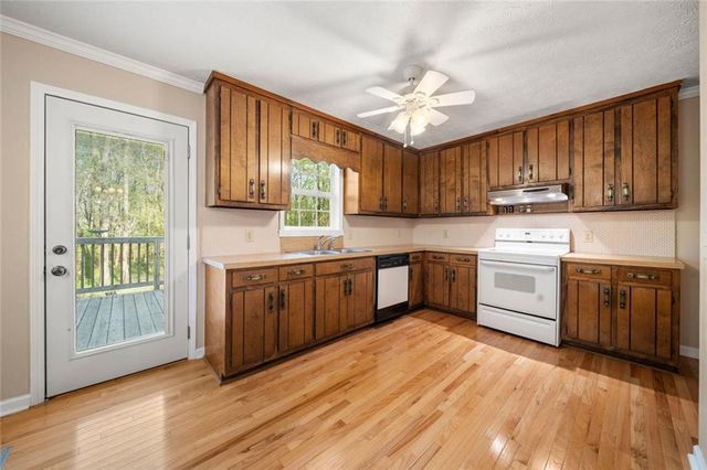 516 Teague NW, Kennesaw, GA 30152