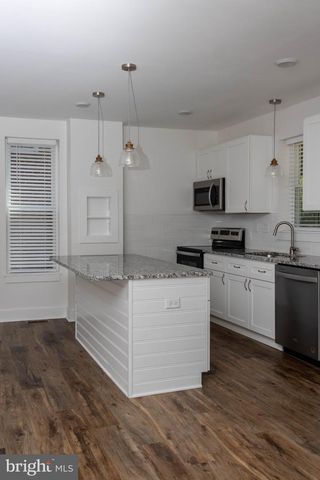 213 FAIRVIEW AVE, Waynesboro, PA 17268