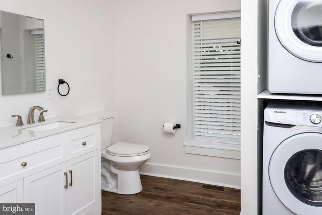 213 FAIRVIEW AVE, Waynesboro, PA 17268