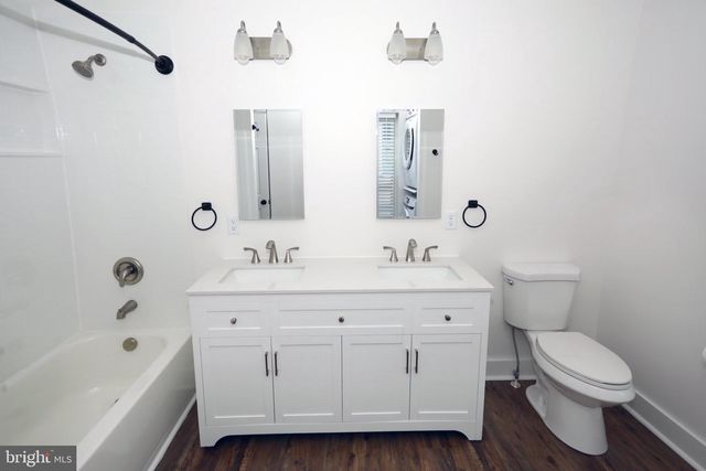 213 FAIRVIEW AVE, Waynesboro, PA 17268