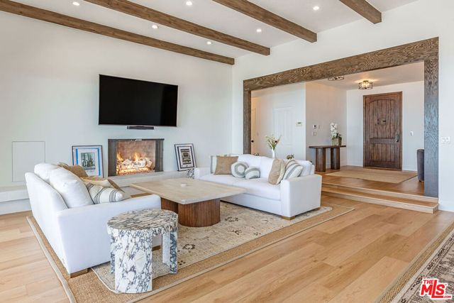 24630 Blue Dane Lane, Malibu, CA 90265