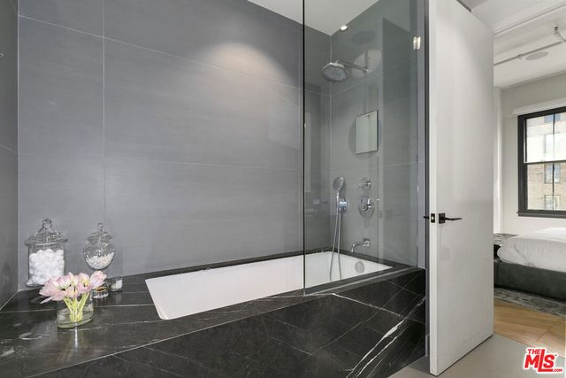 1645 N Vine Street 606, Los Angeles, CA 90028