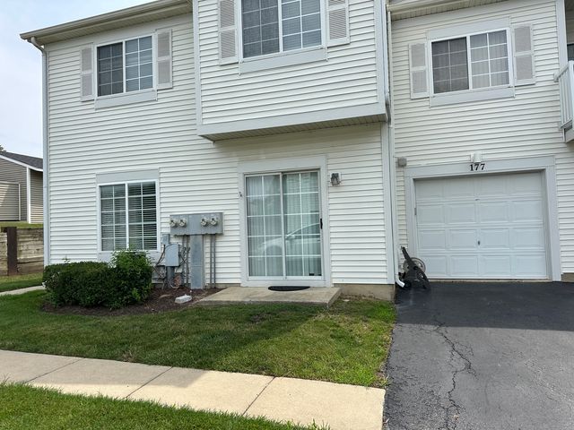 177 Braxton Lane, Aurora, IL 60504