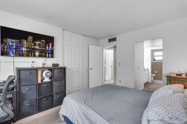 7400 Miami Lakes Dr D205, Miami Lakes, FL 33014