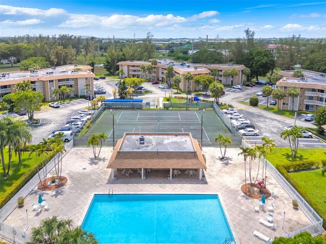 7400 Miami Lakes Dr D205, Miami Lakes, FL 33014