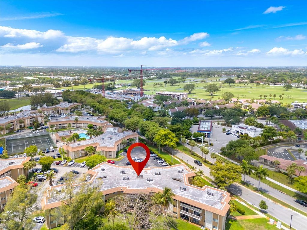 7400 Miami Lakes Dr D205, Miami Lakes, FL 33014
