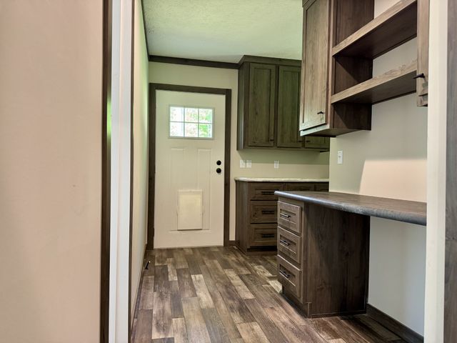 1271 Thompson Hill Rd, Bethpage, TN 37022