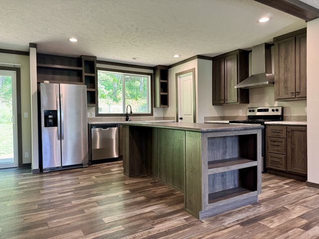 1271 Thompson Hill Rd, Bethpage, TN 37022