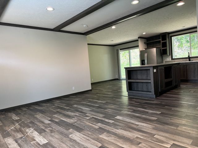 1271 Thompson Hill Rd, Bethpage, TN 37022