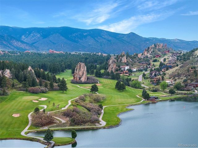 8170 Red Rock Ct, Larkspur, CO 80118