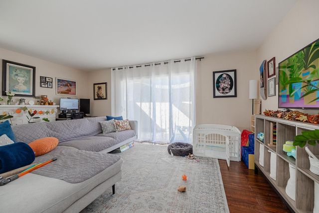 1423 &1425 Essex Way, San Jose, CA 95117