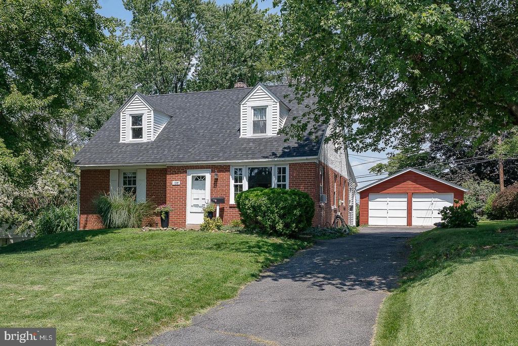 135 SHERMAN RD, Springfield, PA 19064