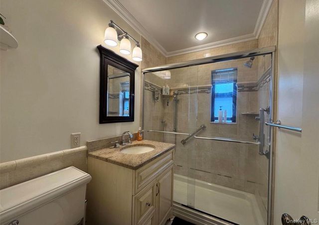 313 Main Street B, Roslyn, NY 11576