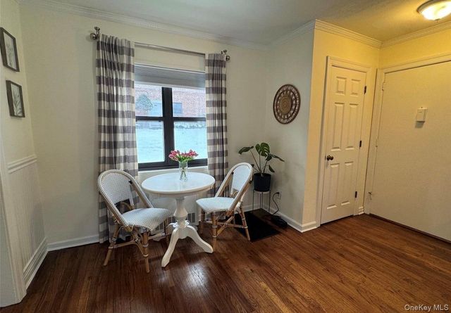 313 Main Street B, Roslyn, NY 11576