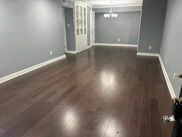 359 N Post Oak Lane 121, Houston, TX 77024