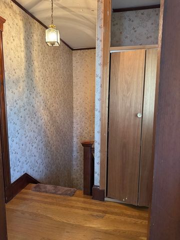 358 Eastern Ave 2, Lynn, MA 01902