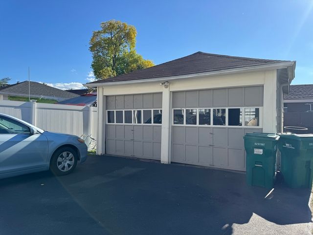 358 Eastern Ave 2, Lynn, MA 01902