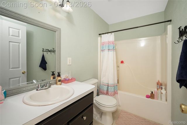 16226 River Ridge Trail, Argentine Township, MI 48451