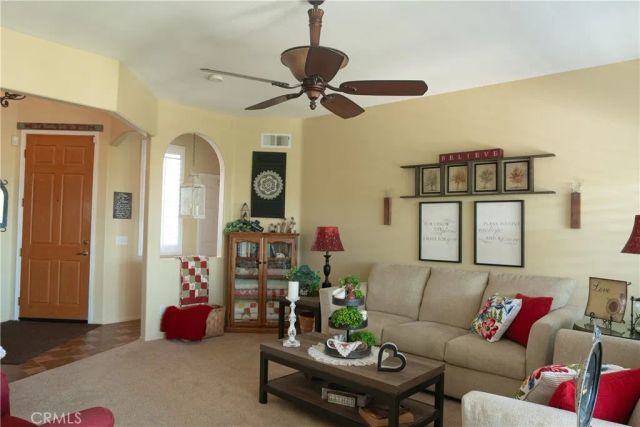 841 Bermuda Drive, Hemet, CA 92543