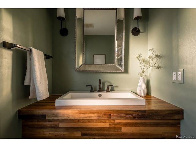 2424 S Columbine St, Denver, CO 80210