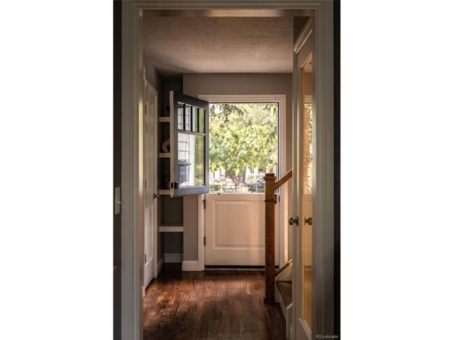 2424 S Columbine St, Denver, CO 80210