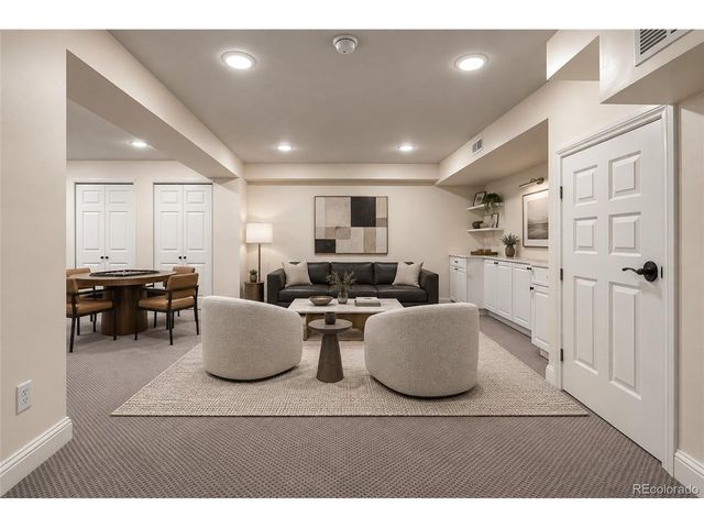 2424 S Columbine St, Denver, CO 80210