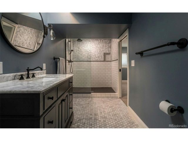 2424 S Columbine St, Denver, CO 80210