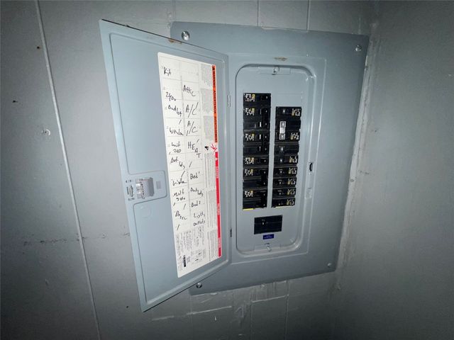 4113 Ave Avenue N, Fort Worth, TX 76105