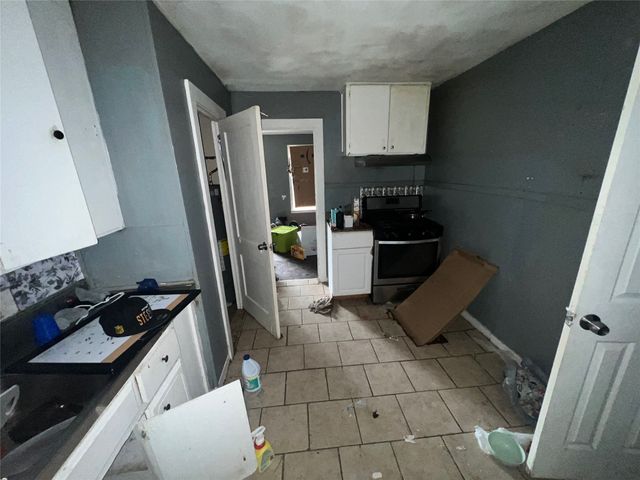 4113 Ave Avenue N, Fort Worth, TX 76105