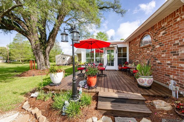 14035 Tiggy Duplessis Rd, Gonzales, LA 70737