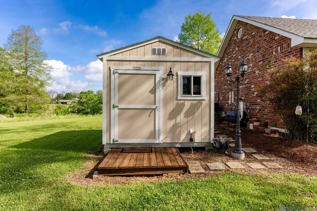 14035 Tiggy Duplessis Rd, Gonzales, LA 70737