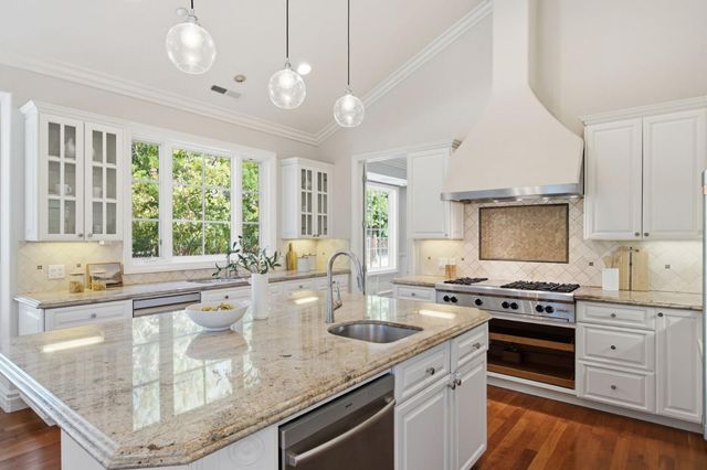2120 Stockbridge Avenue, Woodside, CA 94062
