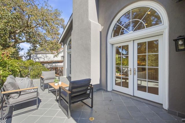 2120 Stockbridge Avenue, Woodside, CA 94062