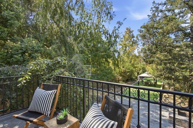 2120 Stockbridge Avenue, Woodside, CA 94062
