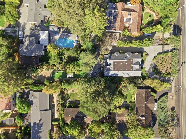 2120 Stockbridge Avenue, Woodside, CA 94062