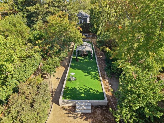 2120 Stockbridge Avenue, Woodside, CA 94062