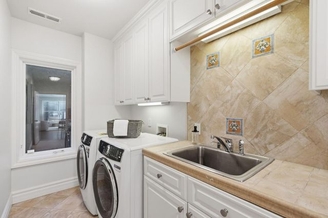 2120 Stockbridge Avenue, Woodside, CA 94062