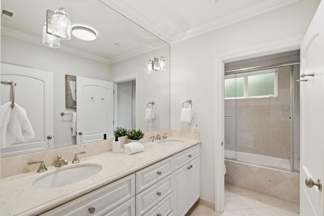 2120 Stockbridge Avenue, Woodside, CA 94062