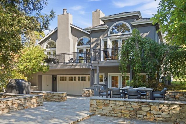 2120 Stockbridge Avenue, Woodside, CA 94062