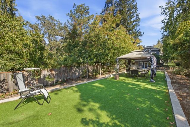 2120 Stockbridge Avenue, Woodside, CA 94062