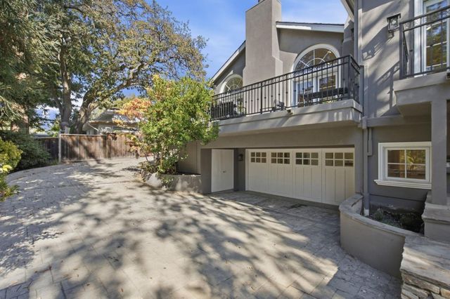 2120 Stockbridge Avenue, Woodside, CA 94062