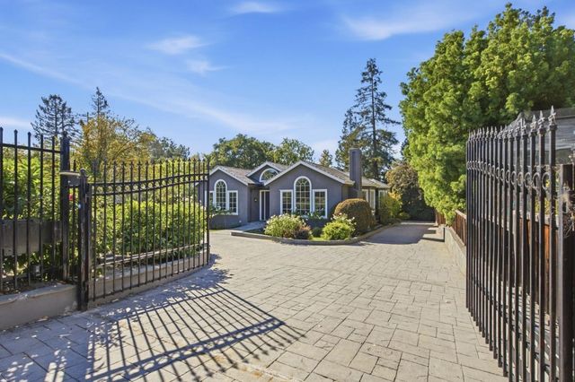 2120 Stockbridge Avenue, Woodside, CA 94062
