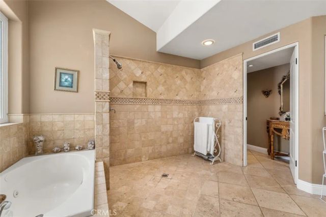 327 Santa Isabel, Newport Beach, CA 92660
