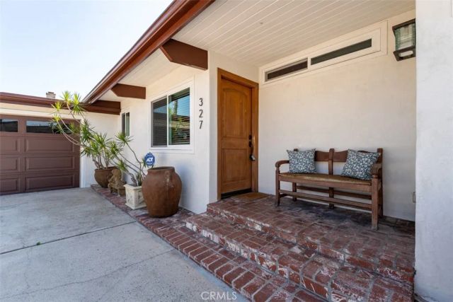 327 Santa Isabel, Newport Beach, CA 92660