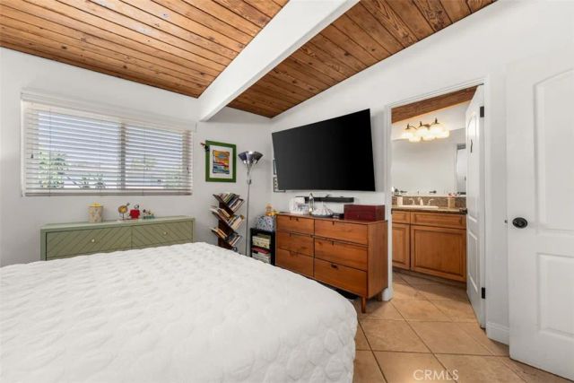 327 Santa Isabel, Newport Beach, CA 92660