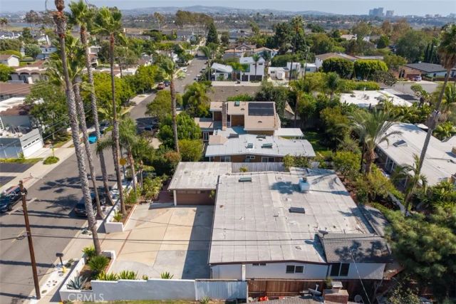 327 Santa Isabel, Newport Beach, CA 92660